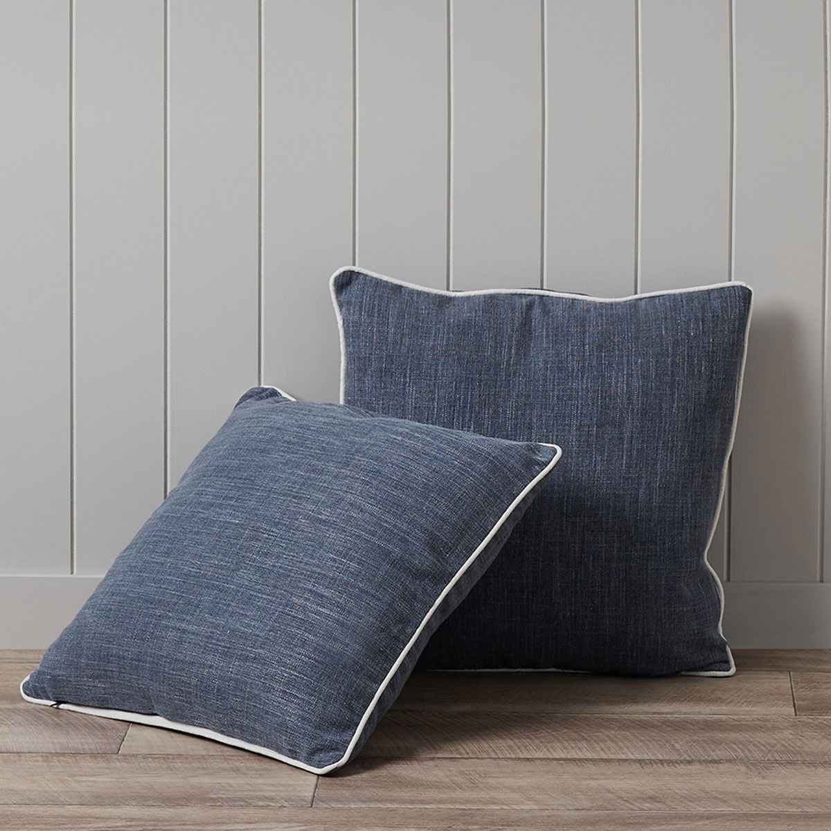 Mocka Piped Cushion - Navy/White