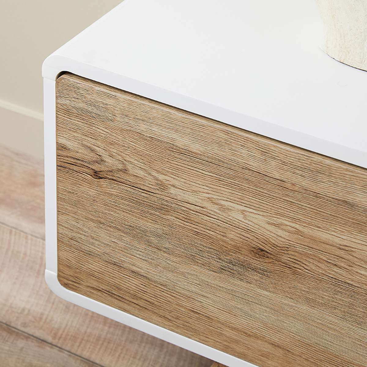 Kennedy Entertainment Unit