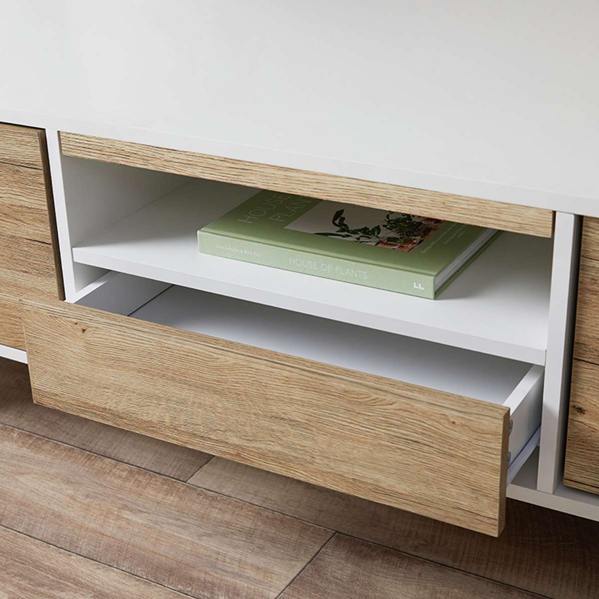 Kennedy Entertainment Unit