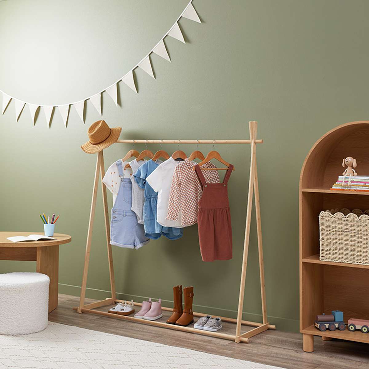 Minka A-Frame - Small