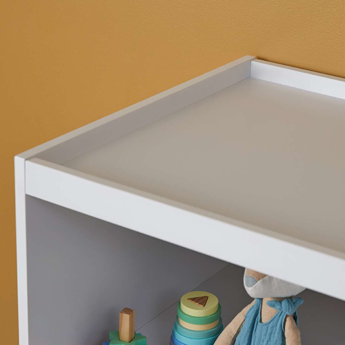 Brooklyn Change Table - White