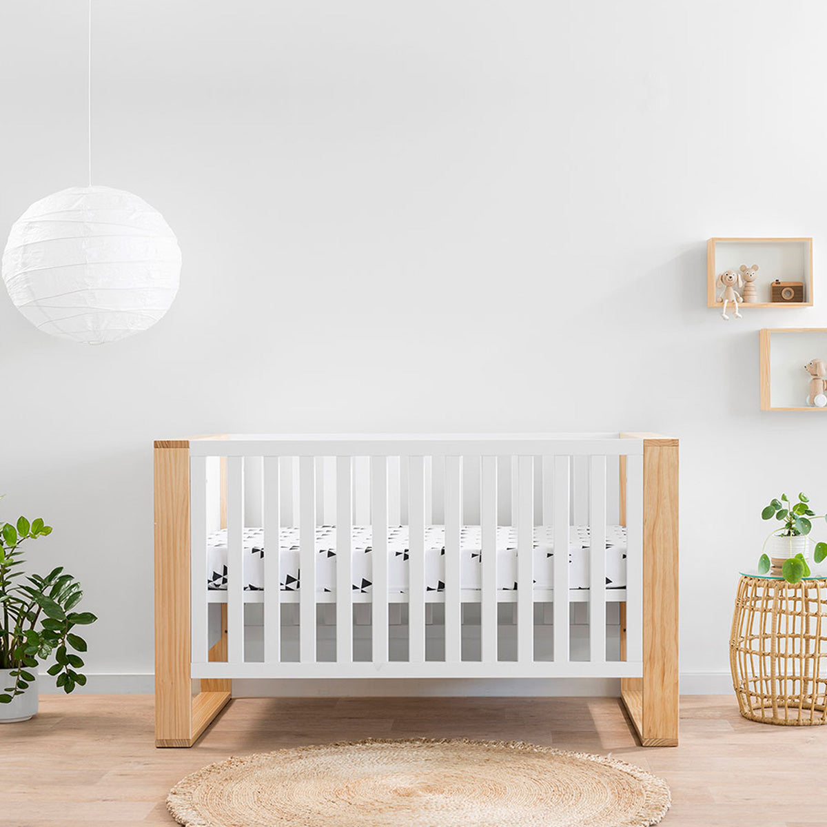 Boston Cot - White/Natural