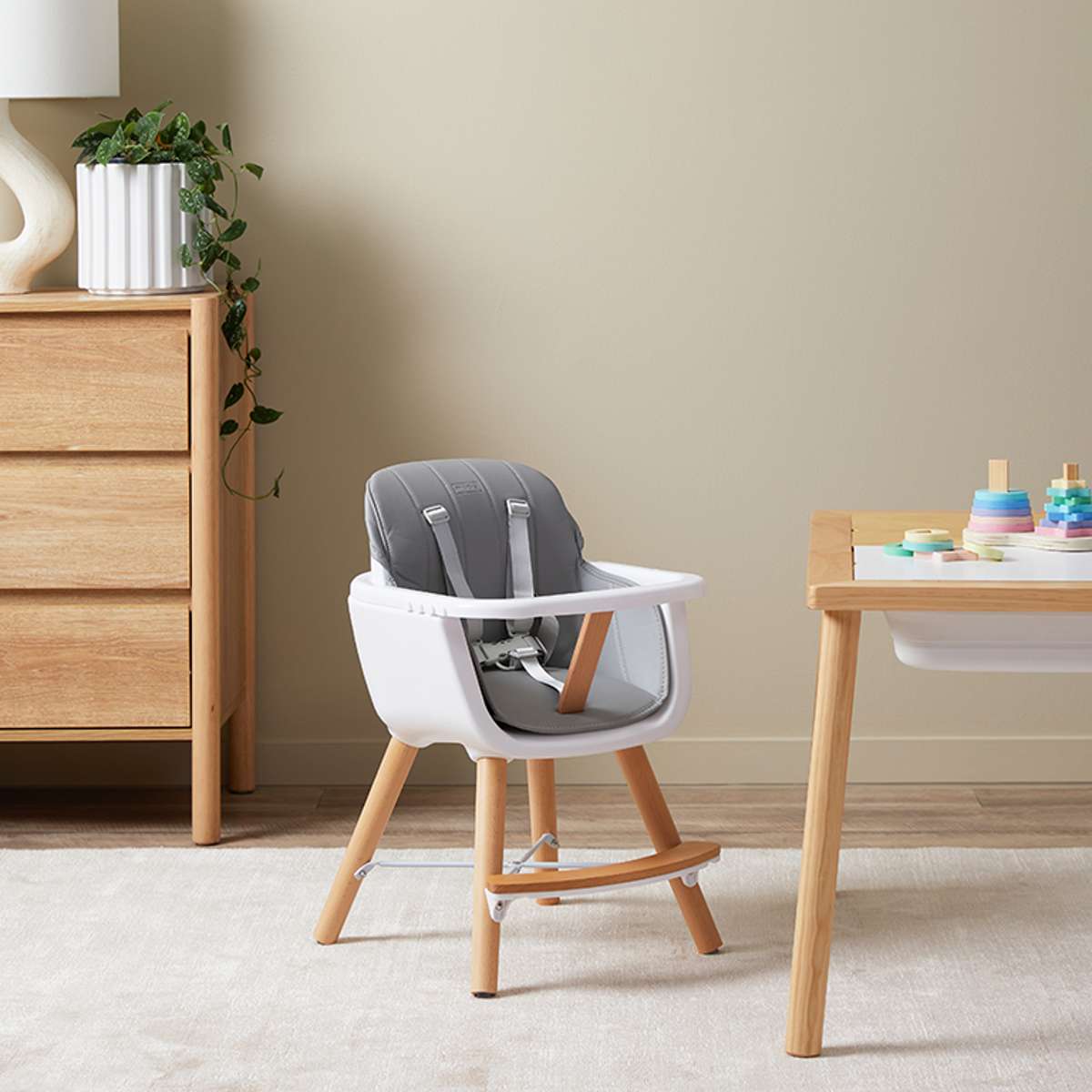 Jenson Highchair - Grey
