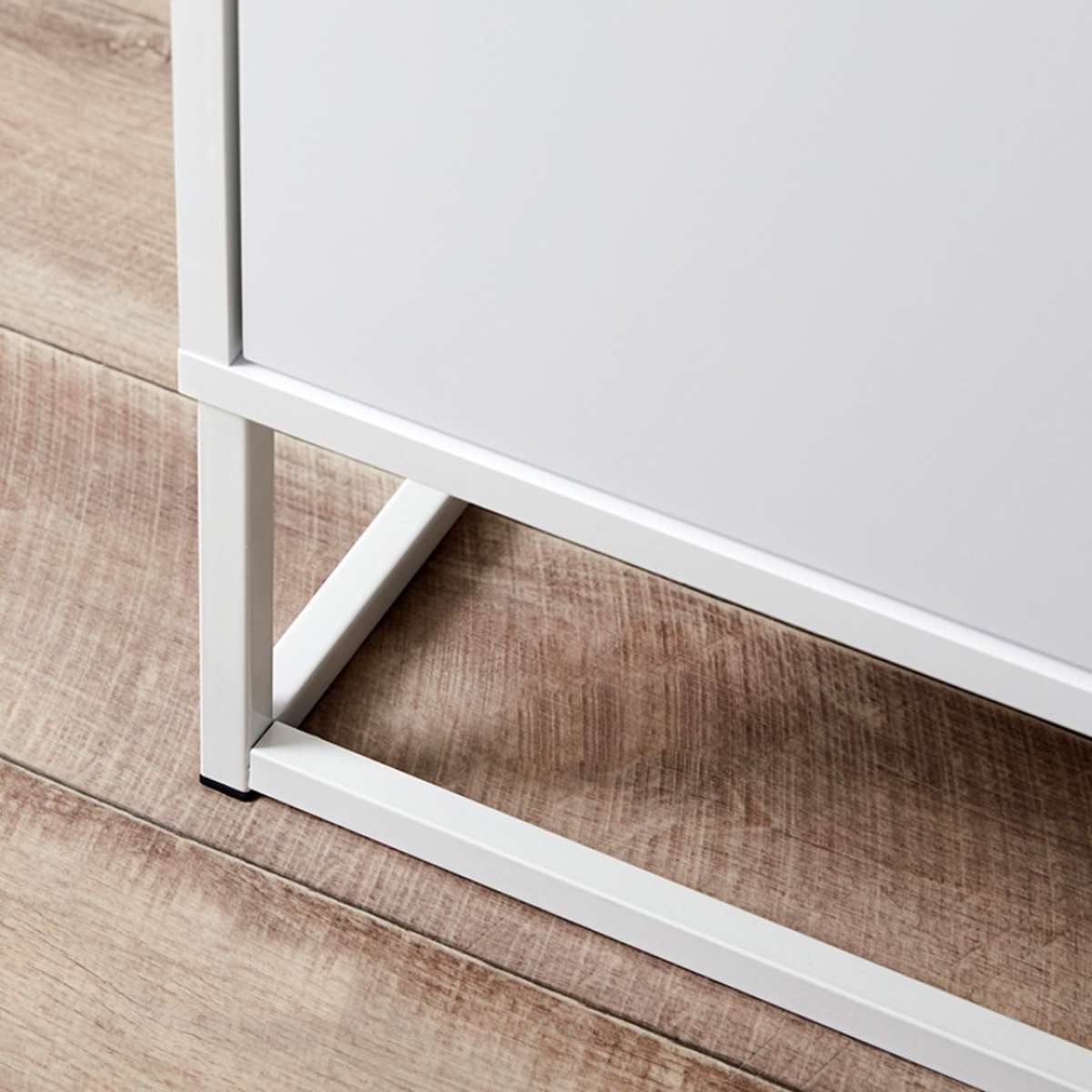 Eclipse Entertainment Unit - White