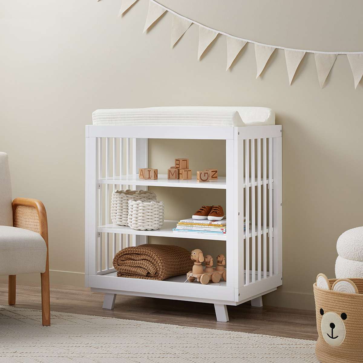 Aspen Change Table - White