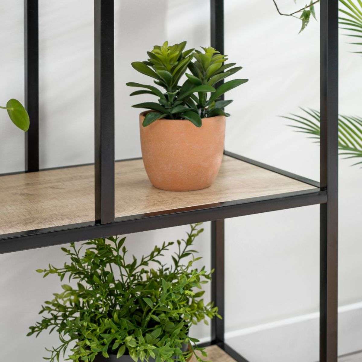 Milton Medium Plant Stand