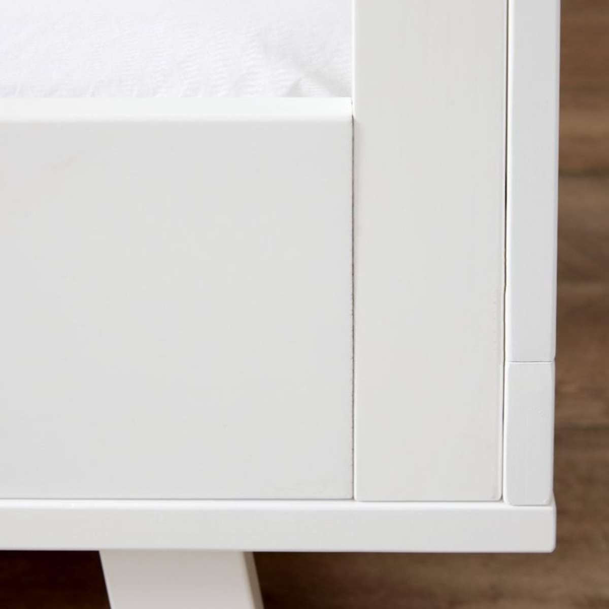 Aspen Cot Toddler Bed Conversion - White