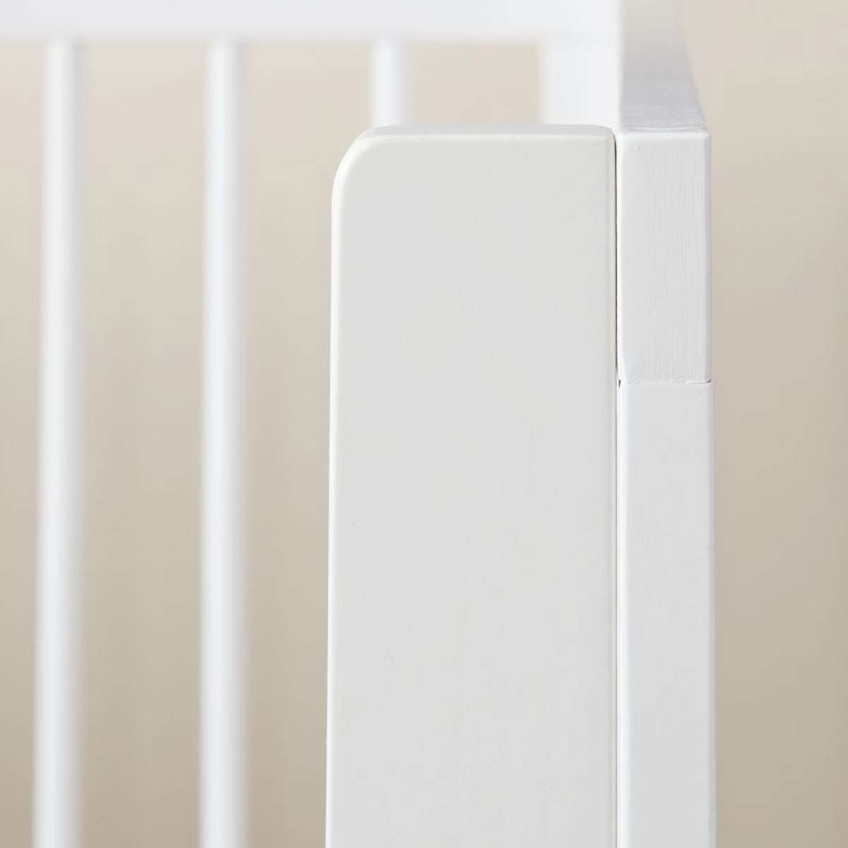 Aspen Cot Toddler Bed Conversion - White