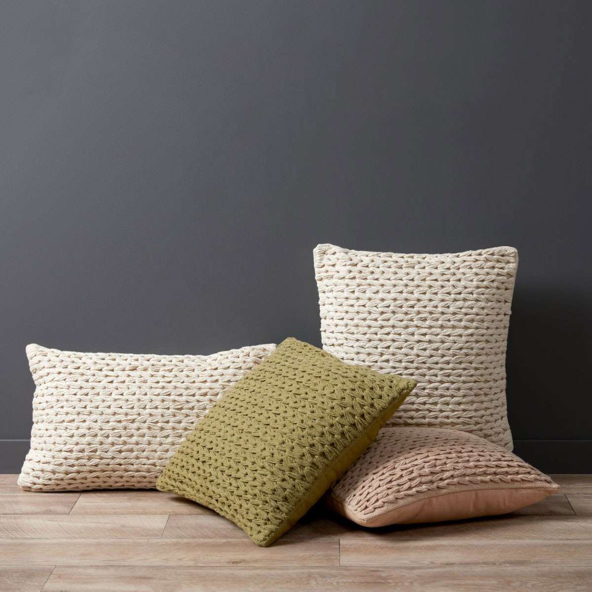 Isla Cushion - Natural