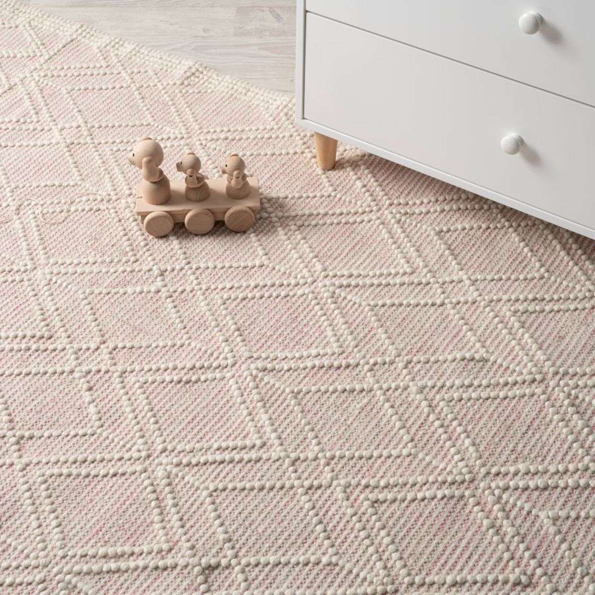 Greta Floor Rug - Natural/Pink - Medium