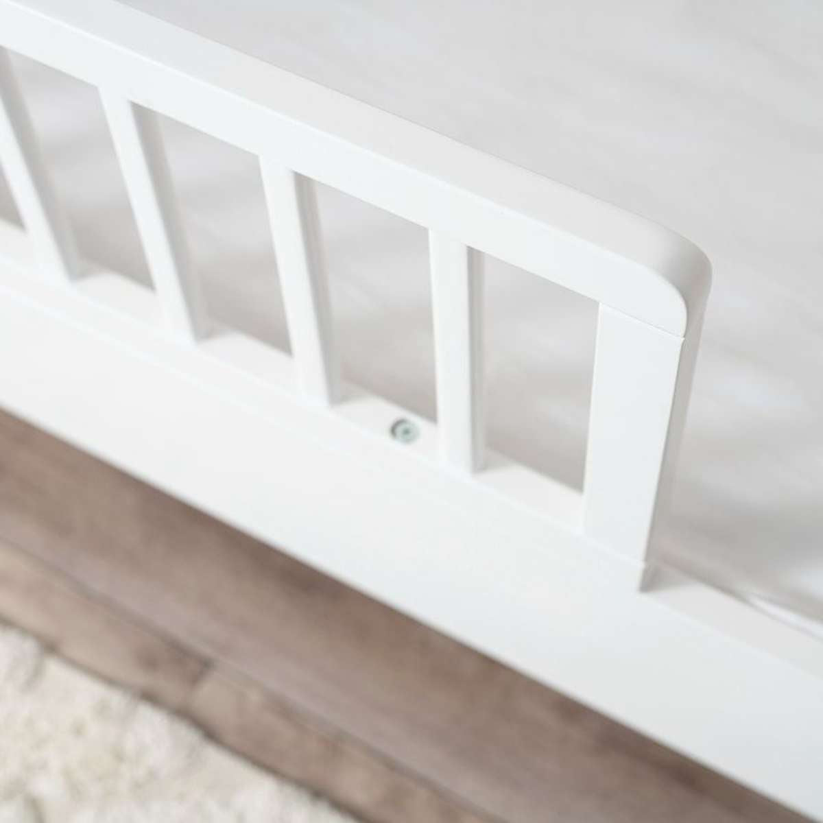 Aspiring White 3-in-1 Cot Conversion Natural Bundle