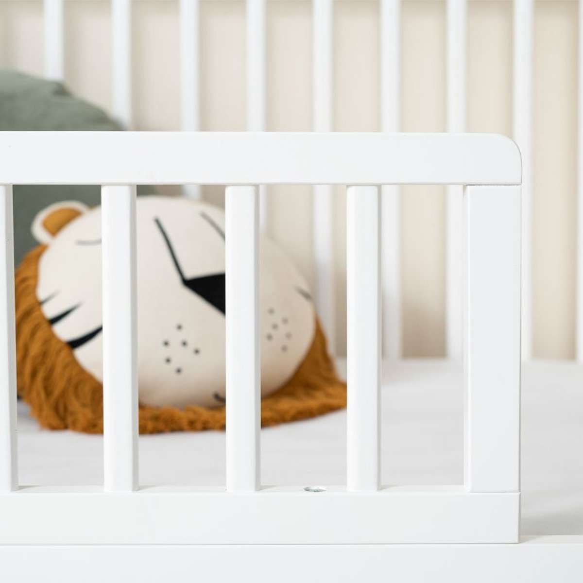 Aspiring White 3-in-1 Cot Conversion Natural Bundle