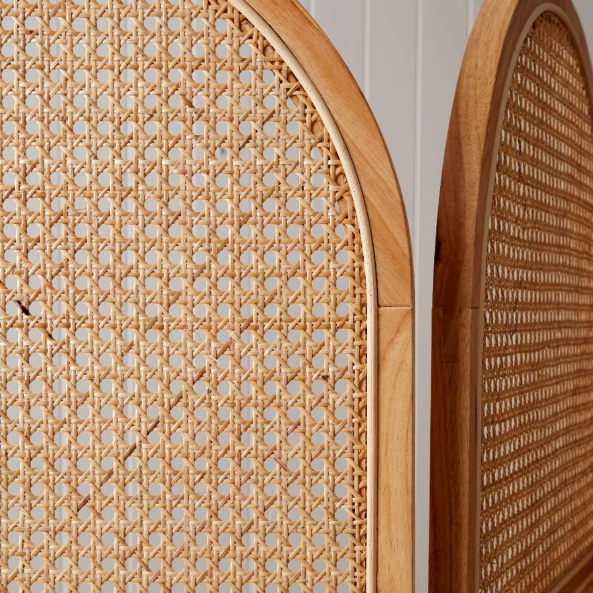 Southport Rattan Screen Divider - Natural