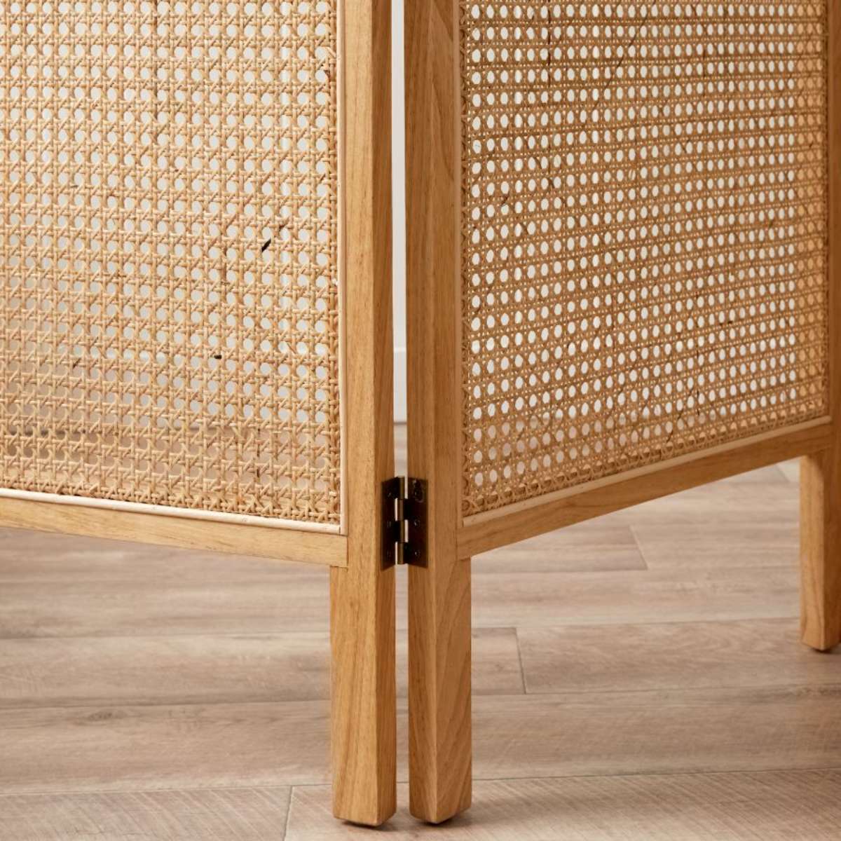Southport Rattan Screen Divider - Natural