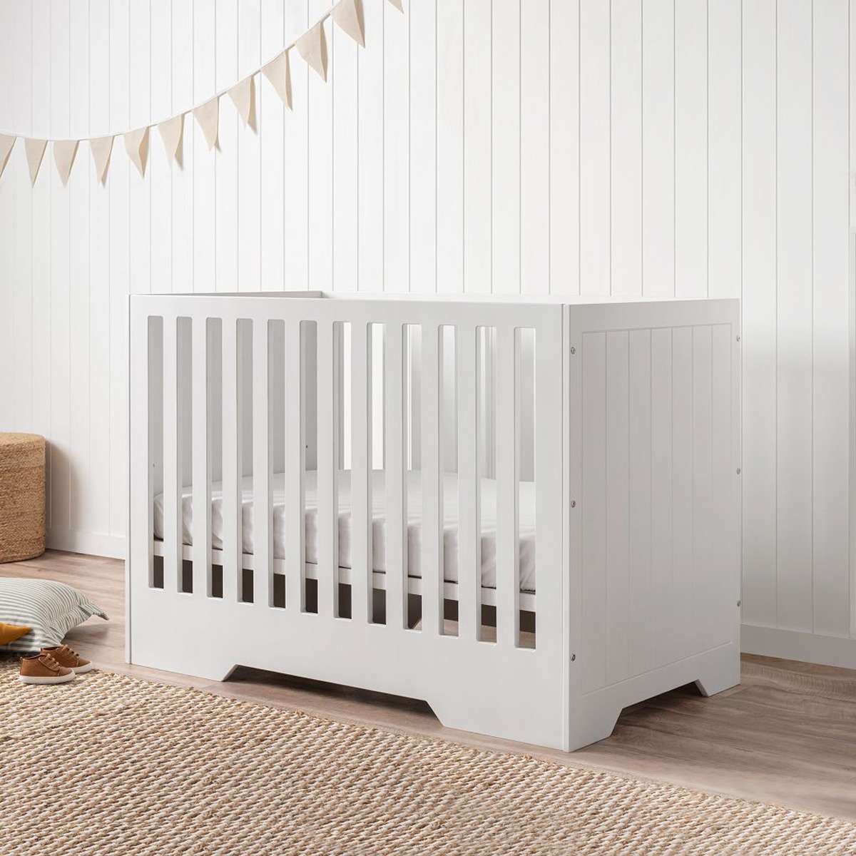 Hamptons Cot - White