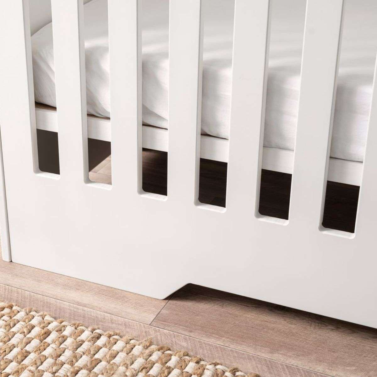 Hamptons Cot - White
