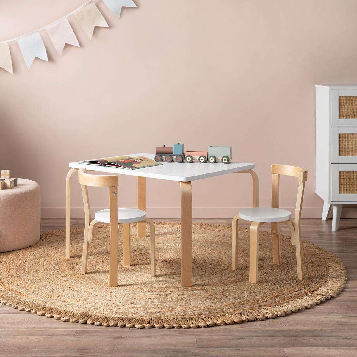 Hudson White Natural Rectangular Four Seater Chair Set
