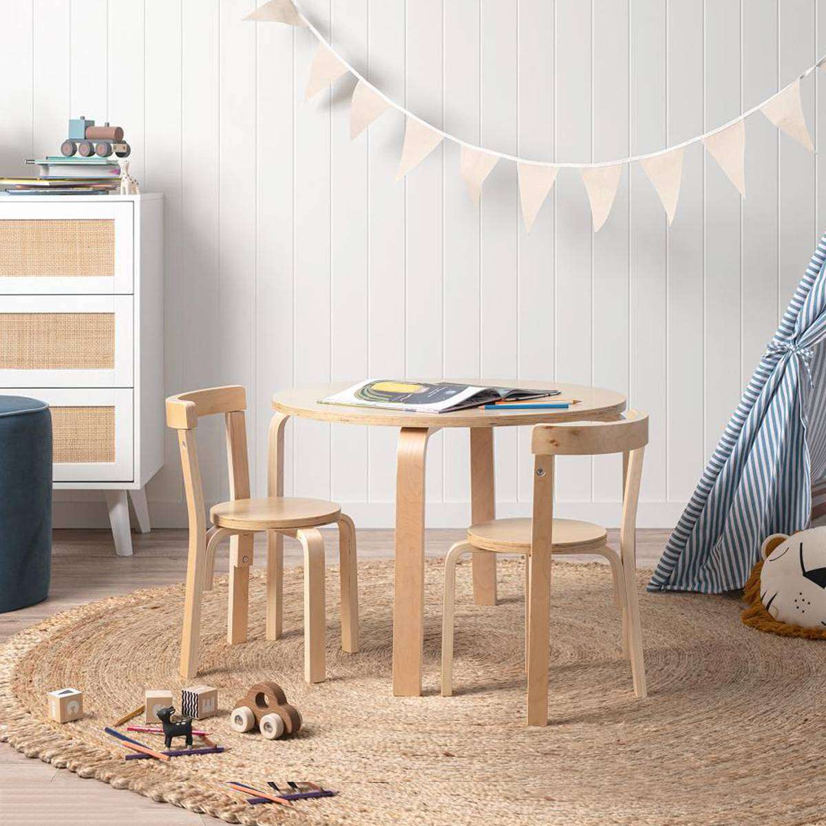 Hudson Natural Round Two Seater Chair Set