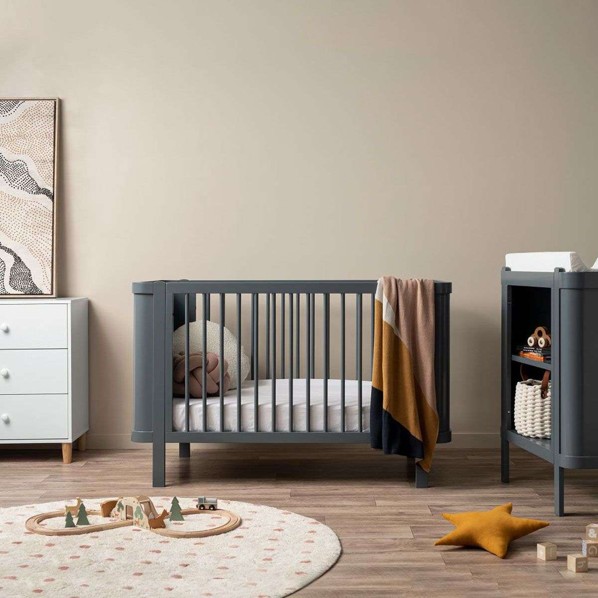 Orlando Contemporary Cot - Charcoal