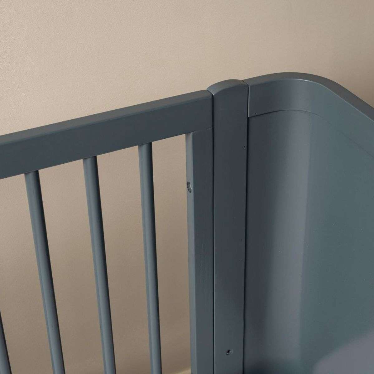 Orlando Contemporary Cot - Charcoal
