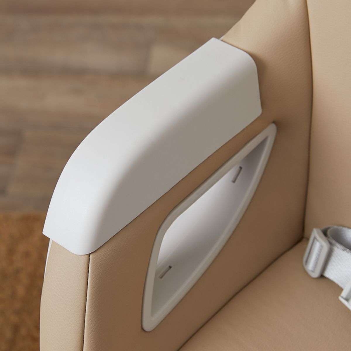Aiden Highchair - Latte