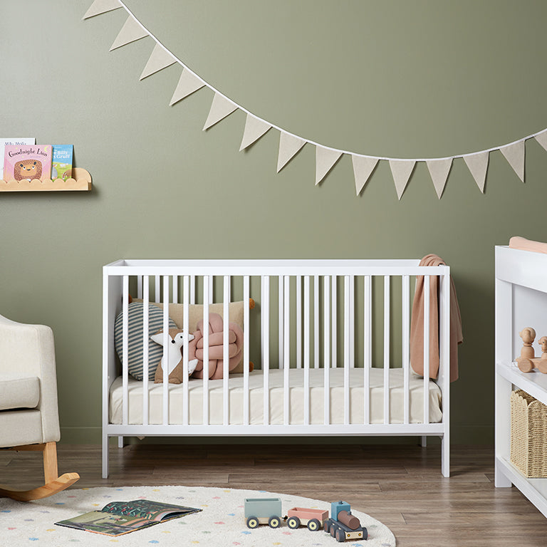 Mocka Aspiring Cot - White