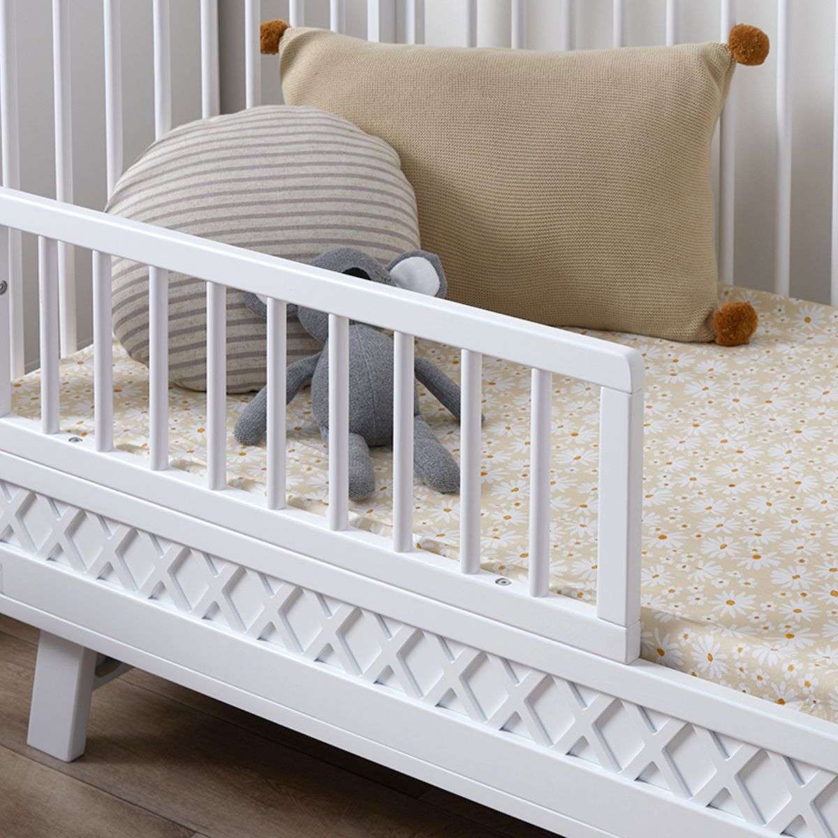 Genevieve White 3-in-1 Cot Conversion Bundle