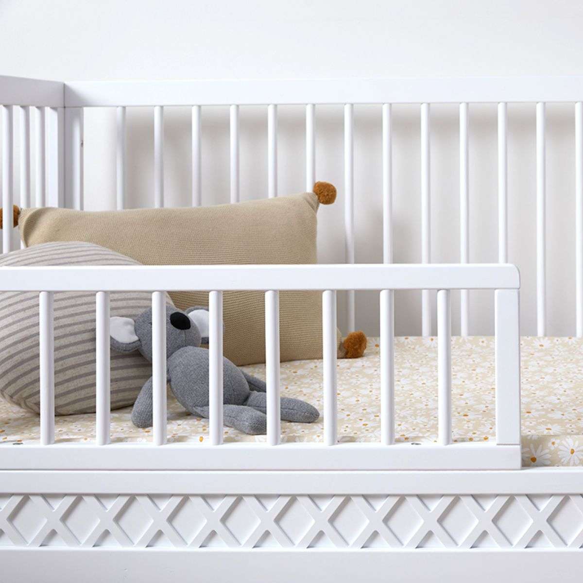 Genevieve White 3-in-1 Cot Conversion Bundle
