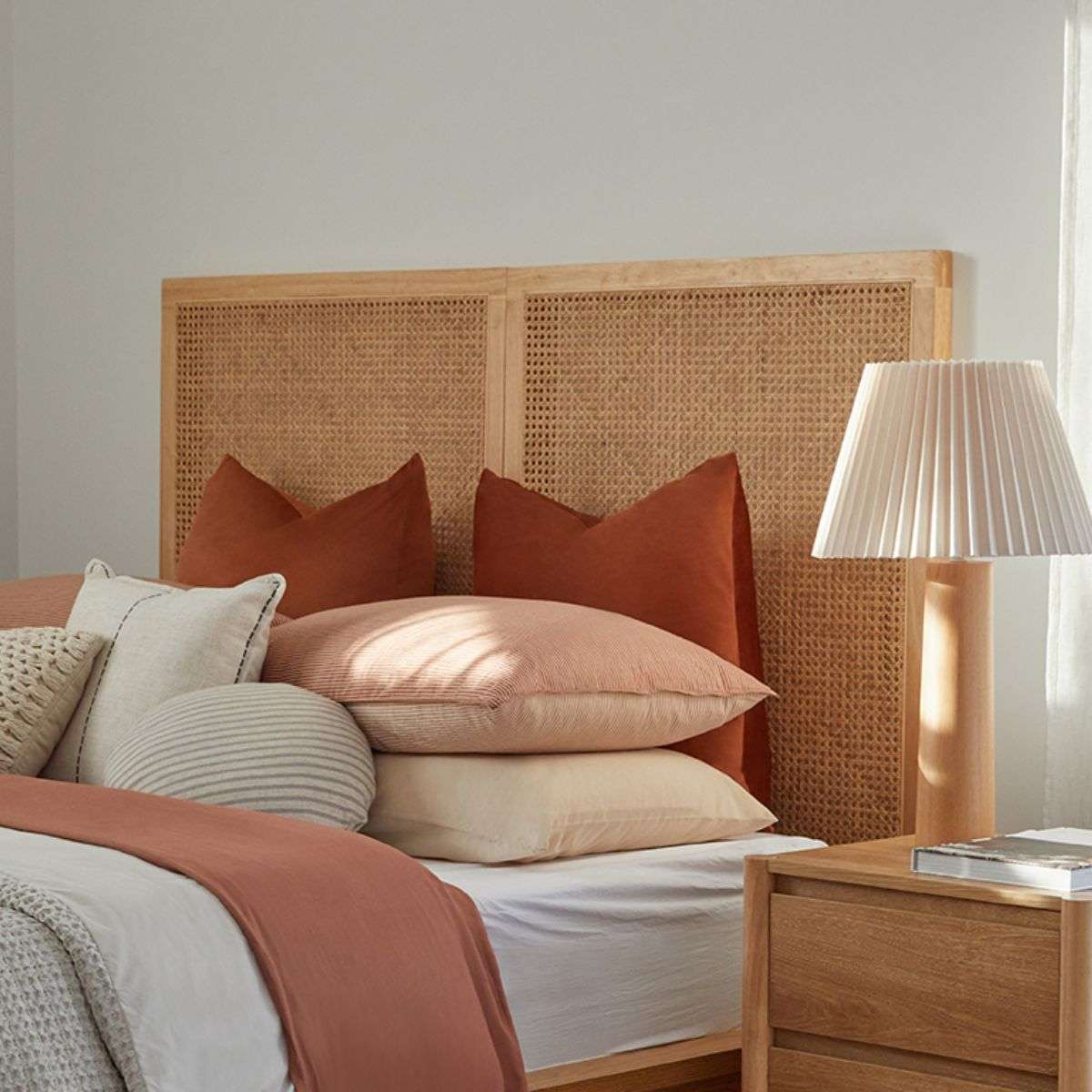 Dillon Rattan Queen Bedhead - Natural