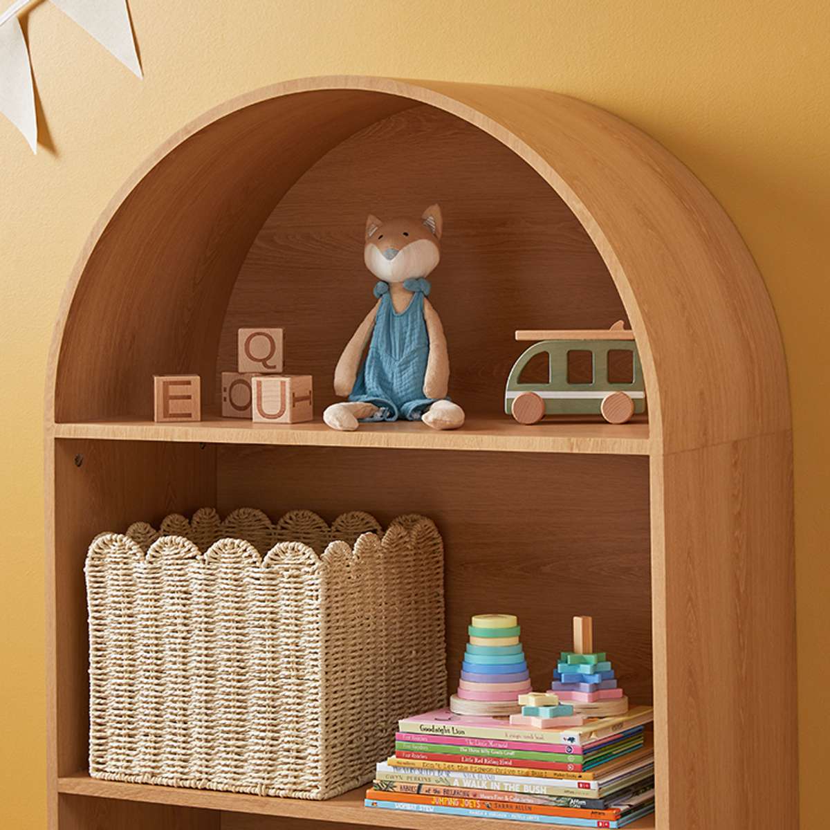 Scalloped Cube Basket