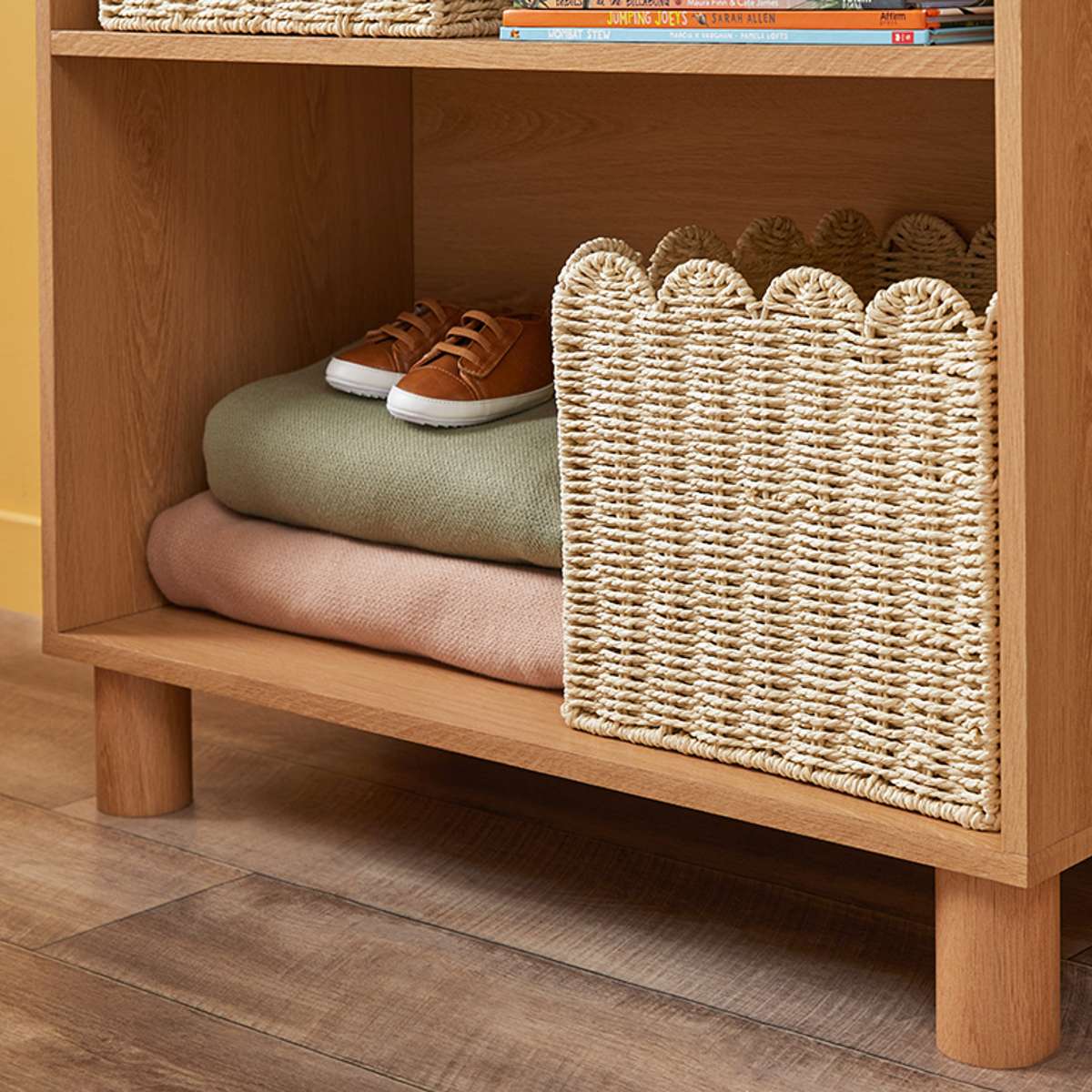Scalloped Cube Basket